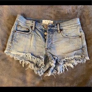 Free People Soft & Relaxed Jean Shorts Size 24